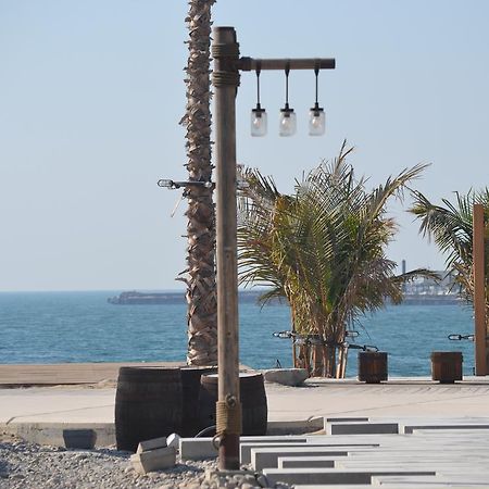 Regent Beach Resort Дубай Екстер'єр фото